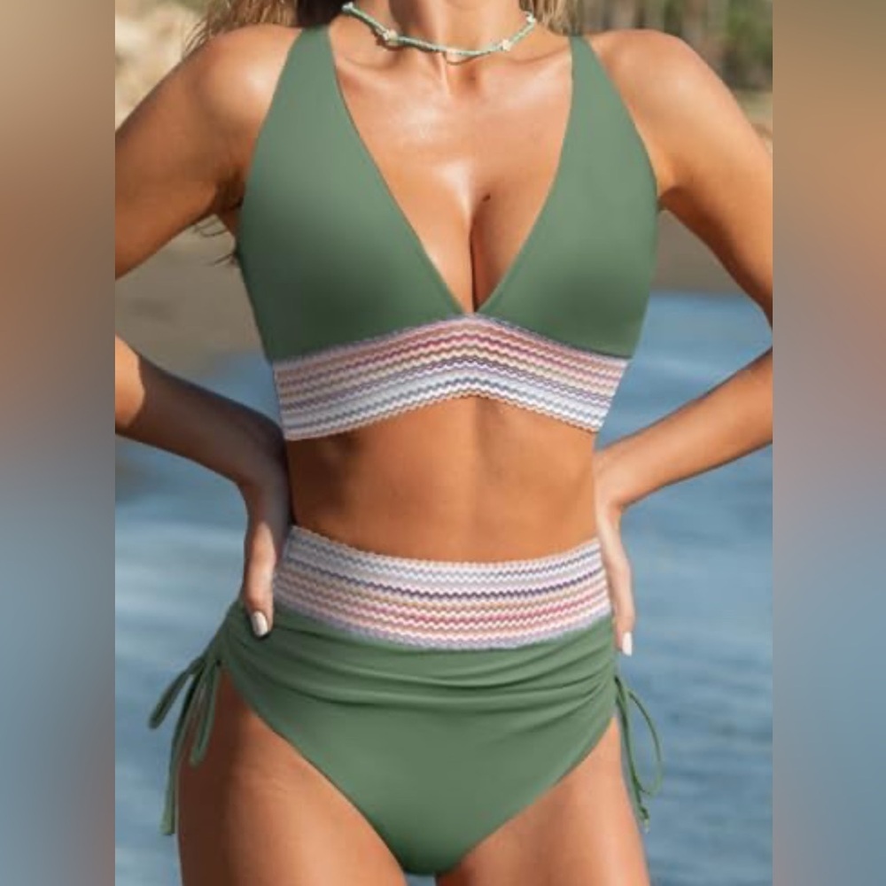 NWT‎ Blooming Jelly V Neck High Waist Bikini Swimsuit Size Medium Sage Green